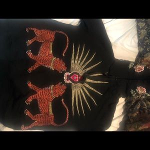 Gucci sweatshirt